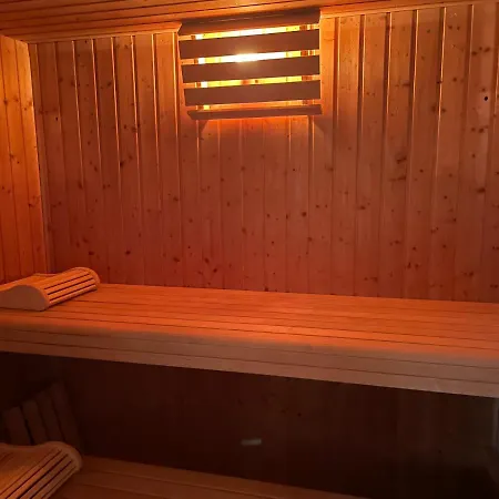 Chambres du Domaine Piscine-Spa sauna nature sport Lescout